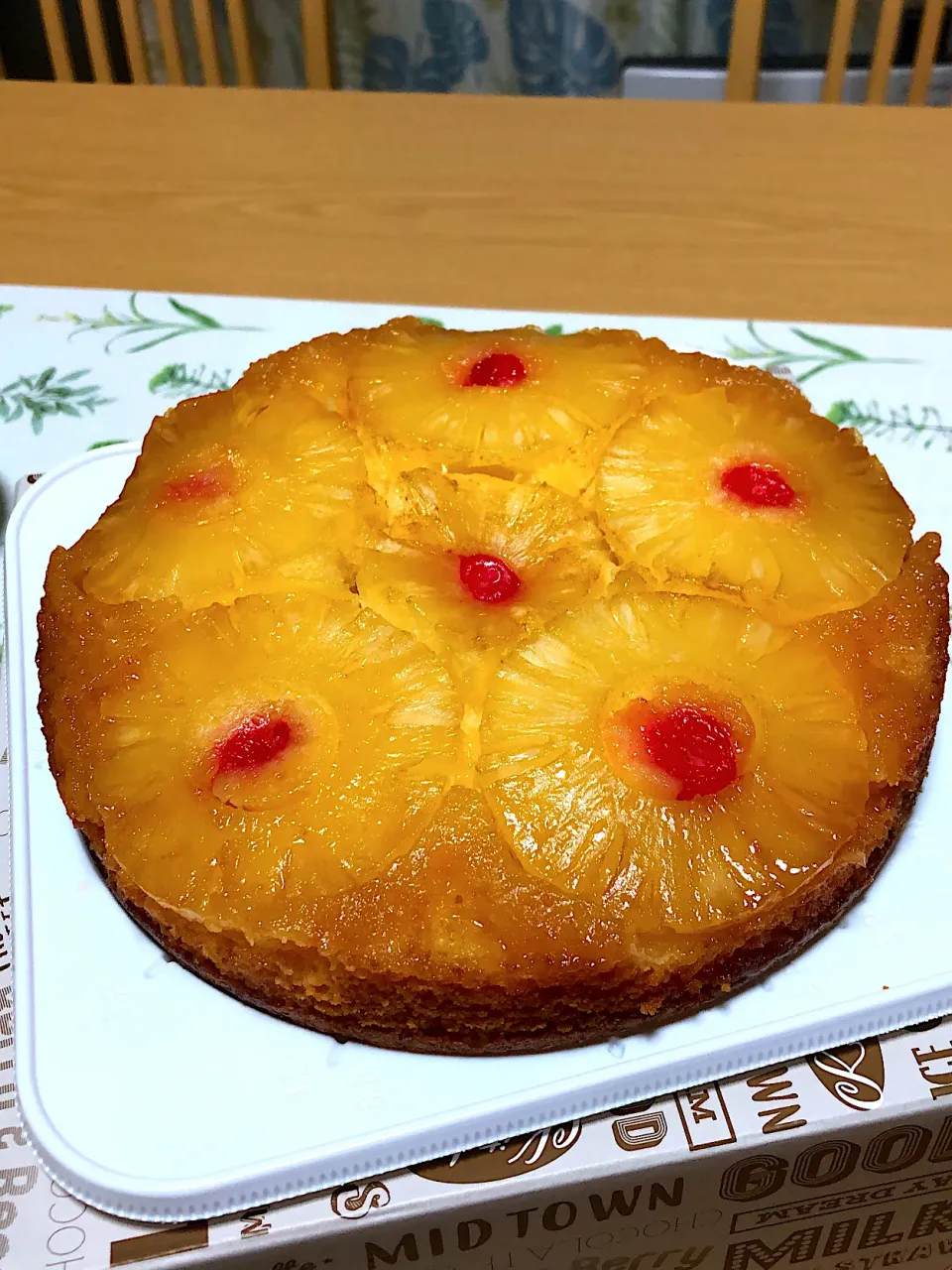 pineapple upside down cake|mary ann takahashiさん