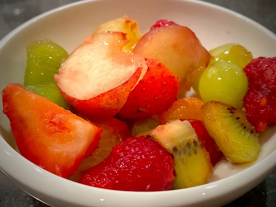 バイトの男の子からの差し入れ🍓🥝🍊🍑|女神さん