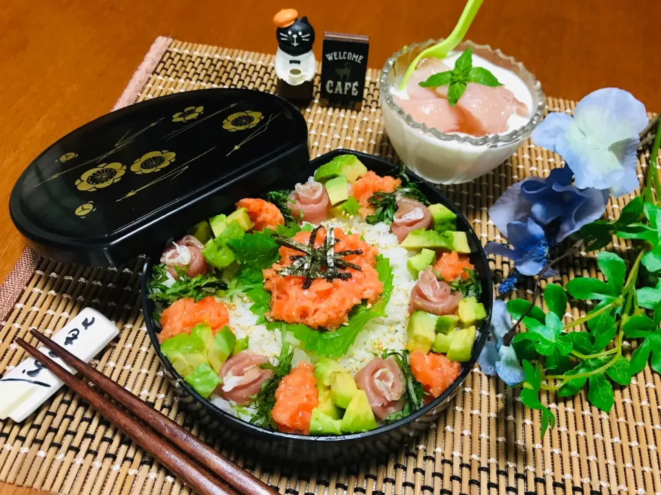 「サーモンのたたき丼」|バシュランさん