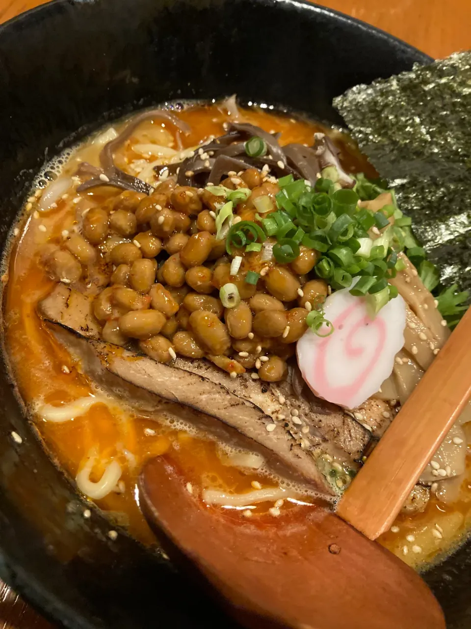 Snapdishの料理写真:赤辛納豆ラーメン|晴れの陽さん