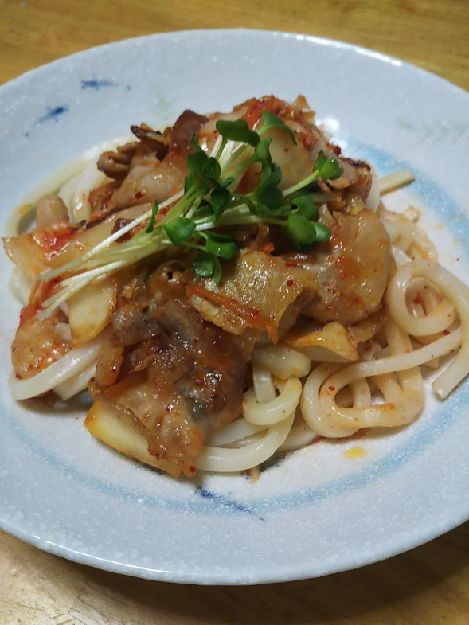 バラ肉のキムチうどん|keihaさん