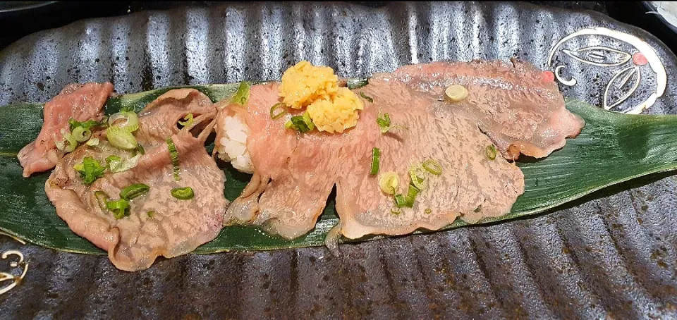 Wagyu Sushi 🤤🤤🤤🥰😍😘💋💋💋|🌷lynnlicious🌷さん