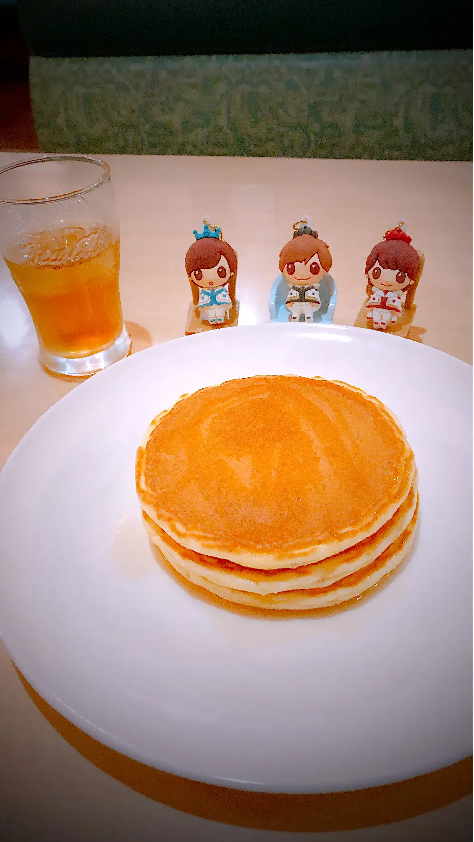 パンケーキとお茶💙🖤❤️|なぎさん