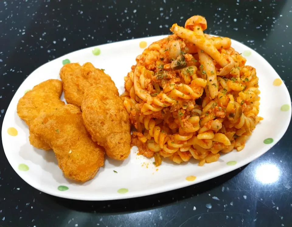 envymaqueen's dish Spiral Pasta @ Bolognese Sauce|envymaqueenさん