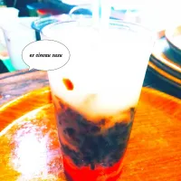 Snapdishの料理写真:es cincau susu..|Arif Hidayatさん