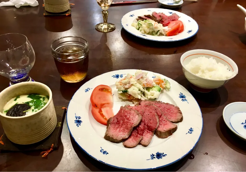 茶碗蒸しとローストビーフで夜ご飯😋|walnutさん