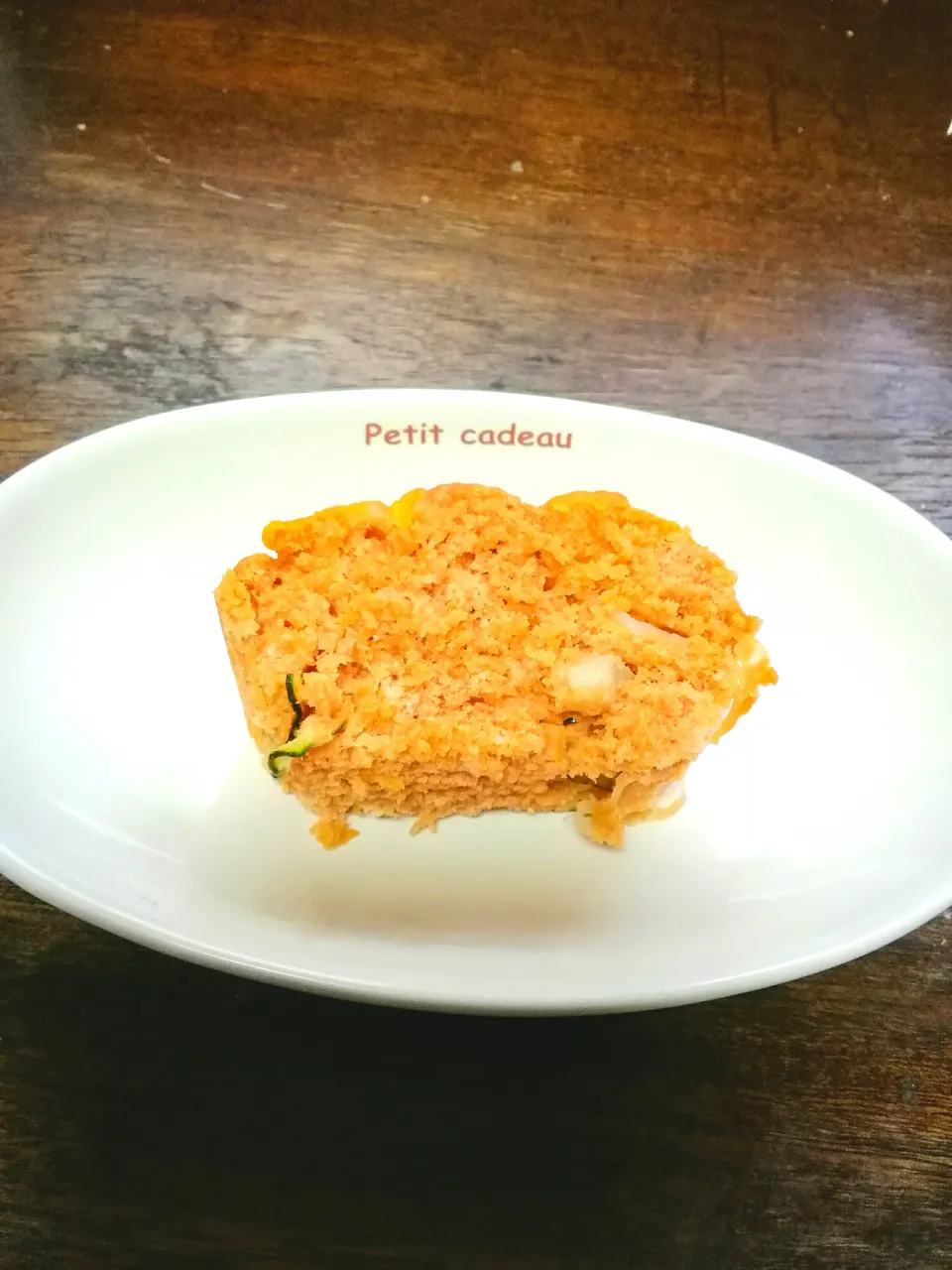 昨日のケークサレ初挑戦の代物😅😅😅ケークサレなのか、パンなのか、パンみたいな気もするけど、美味しいです😋|にんにくと唐辛子が特に好き❤️(元シャリマー)さん