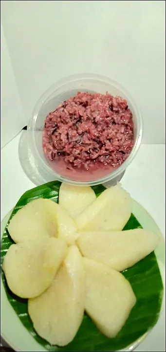 Snapdishの料理写真:Tape Uli (Fermented and mashed sticky rice) traditional Indonesian food|antee whyさん