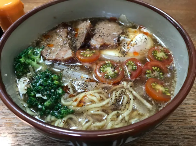 マルちゃん正麺🍜、醤油味❗️ (＊*ω*＊)✨|サソリさん