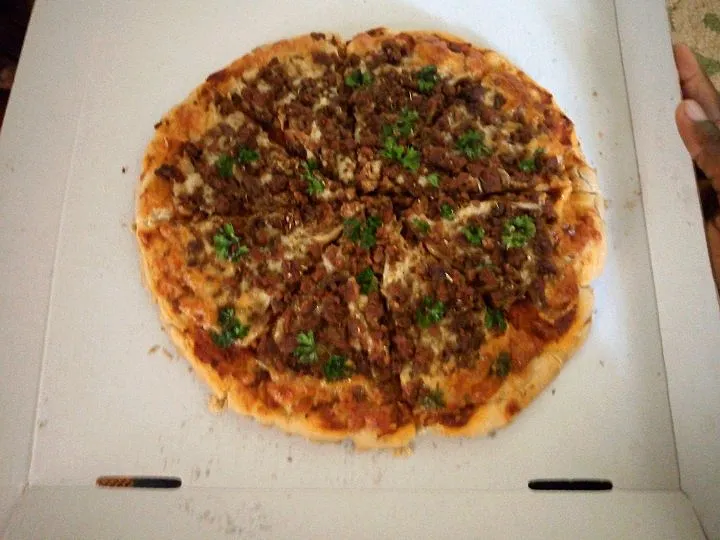 meat pizza|MyFoodpicsさん