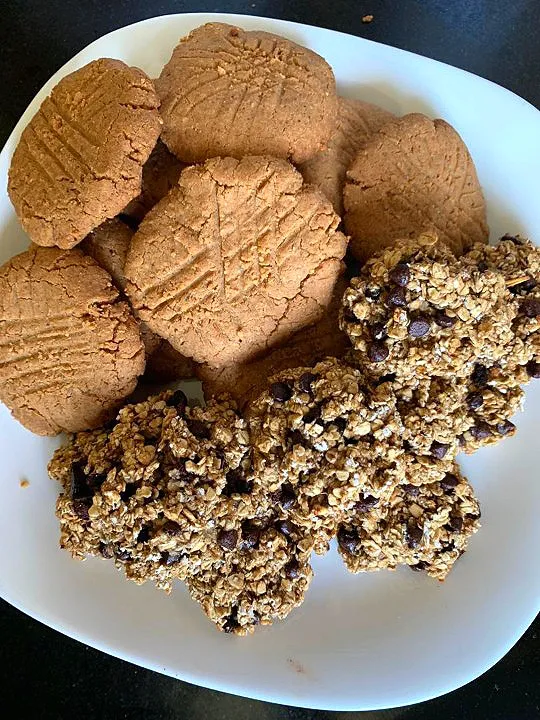 Butter & oatmeal chocolate cookies|MyFoodpicsさん