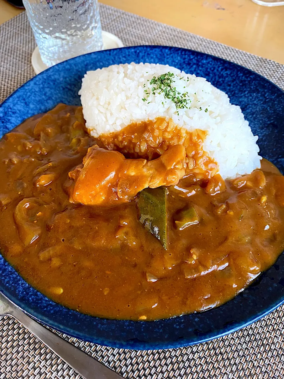 手羽元と夏野菜のカレー🍛|tomoさん