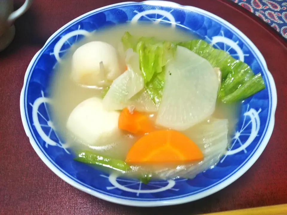 よねばーばの朝ごはん
大きな野菜入りスープ|yoneばーばさん