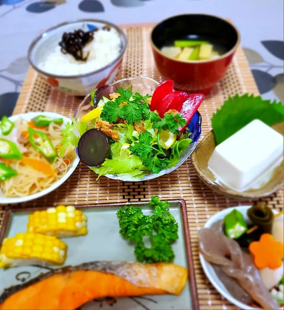 Snapdishの料理写真:今日の朝ご飯🍚|こまちさん