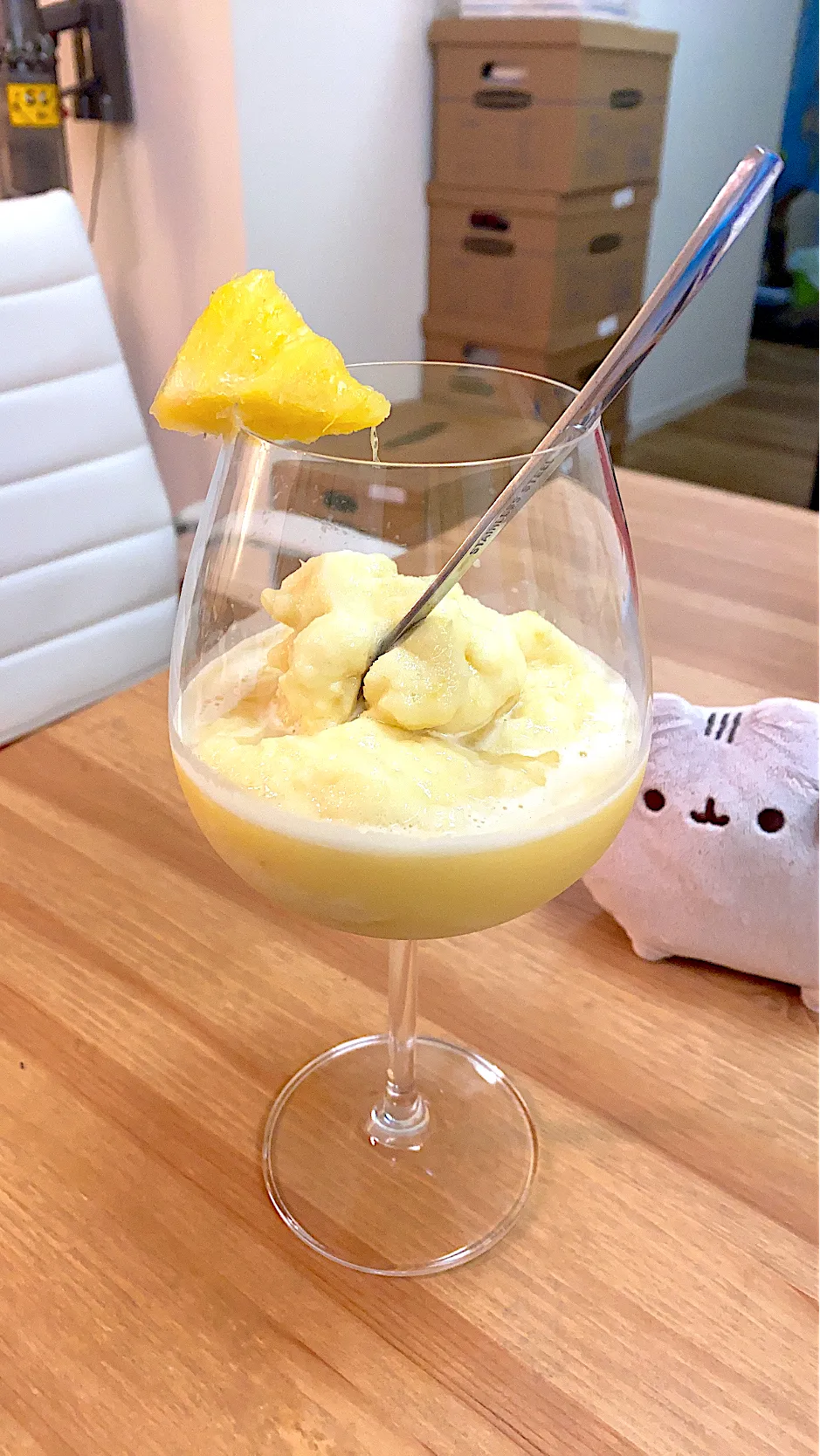 Pinnacle & coconut cream milk smoothie 🍍🥥|にゃんこさん