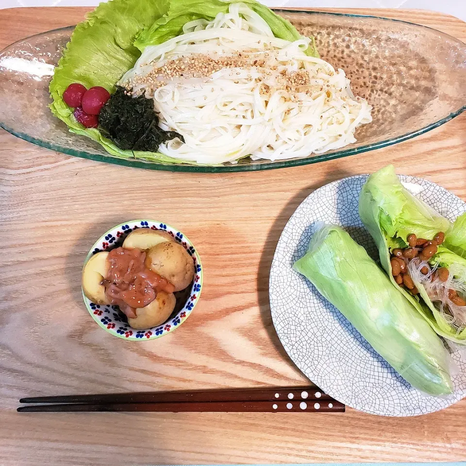 今日の夕飯～梅紫蘇うどん😋オリーブオイルを掛けて💓|Maho Sanoさん