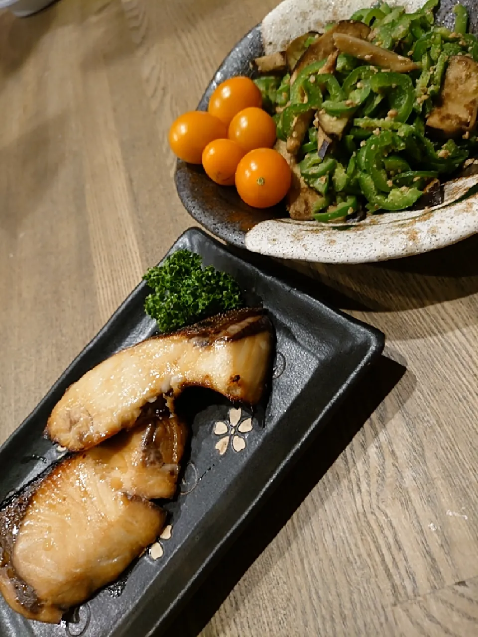 ブリの照り焼き&ピーマン炒め|パセリさん