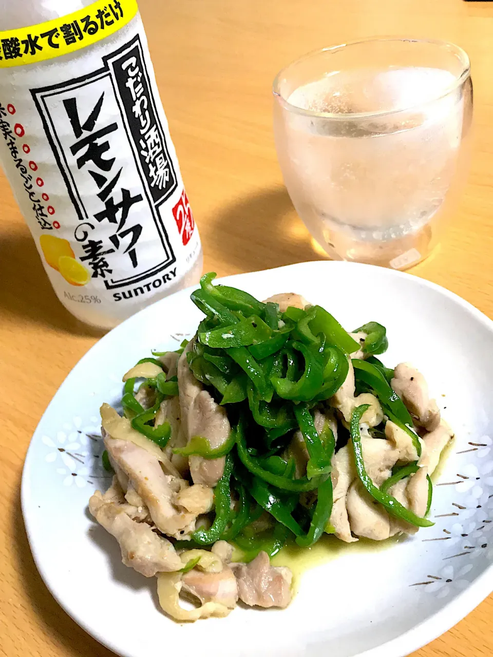 鶏肉とピーマンの塩だれ和え|しょーごさん