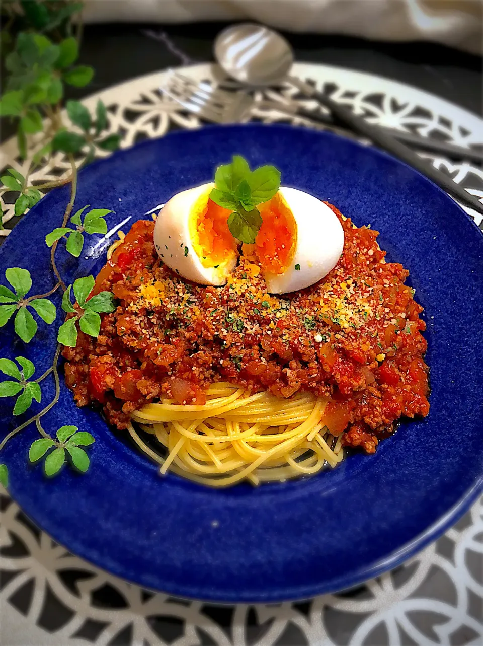 定番ミートスパゲティ😌ミートソースいっぱいかけて食べよう(*˘ᗜ˘*)💕|AXさん