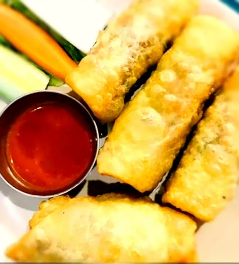 Snapdishの料理写真:spring roll|Yam Paudelさん