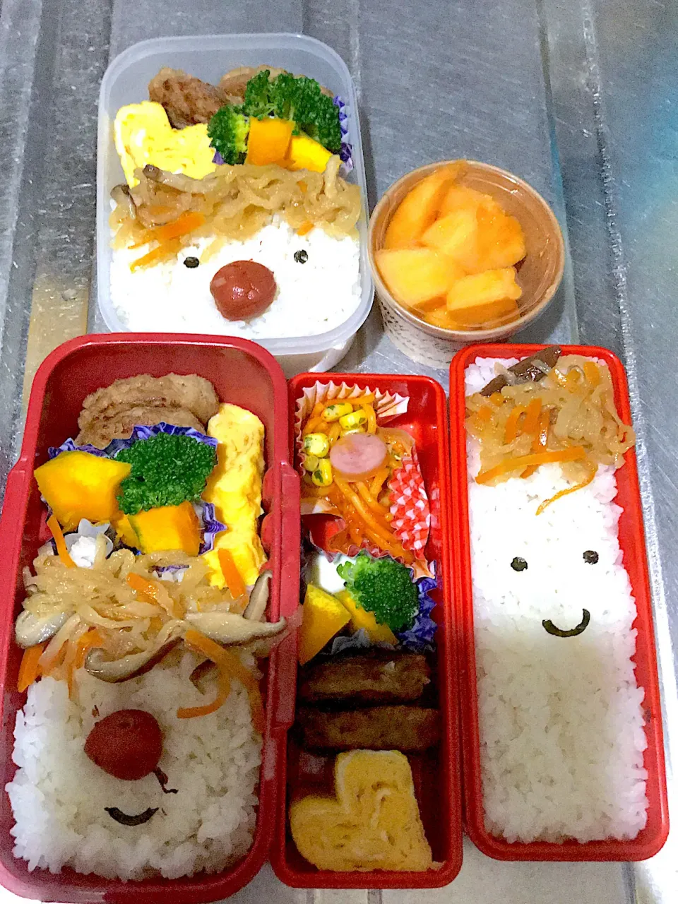 Snapdishの料理写真:お顔のお弁当♪(3人分)|こーやさん