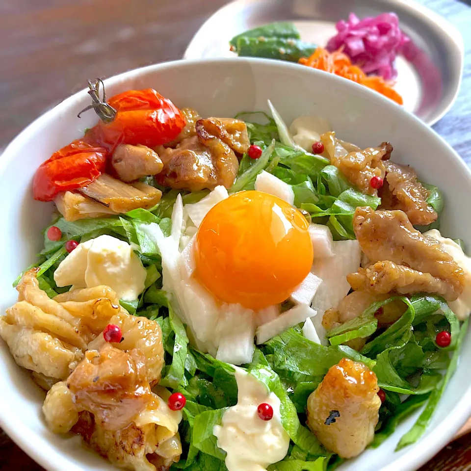 とらさんの料理 真ん中とろろ芋の焼き鳥丼😍😍|Kさん