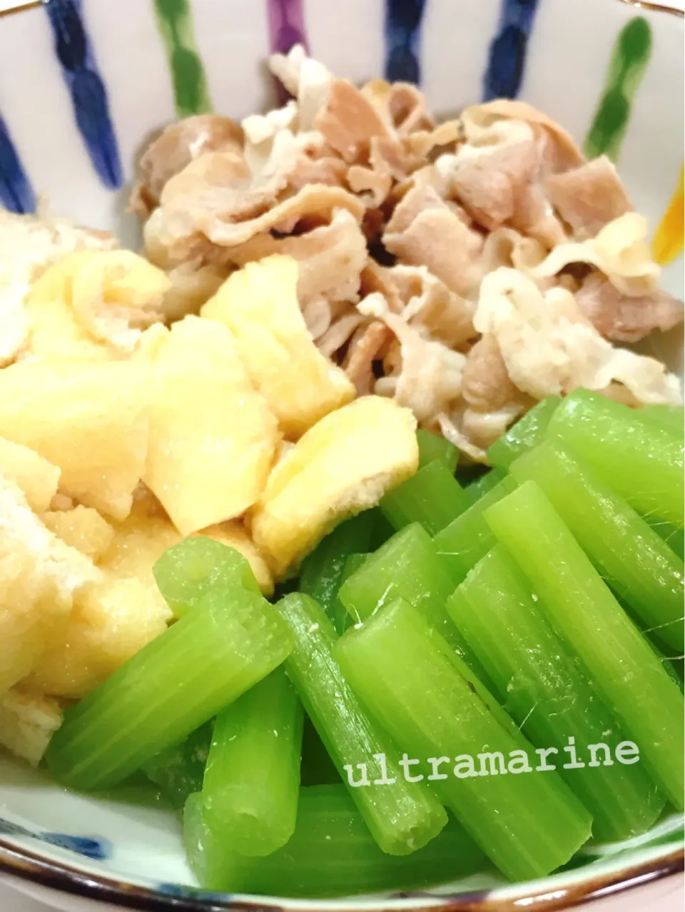 ＊ふきとお揚げと豚肉の煮物♪＊|ultramarineさん