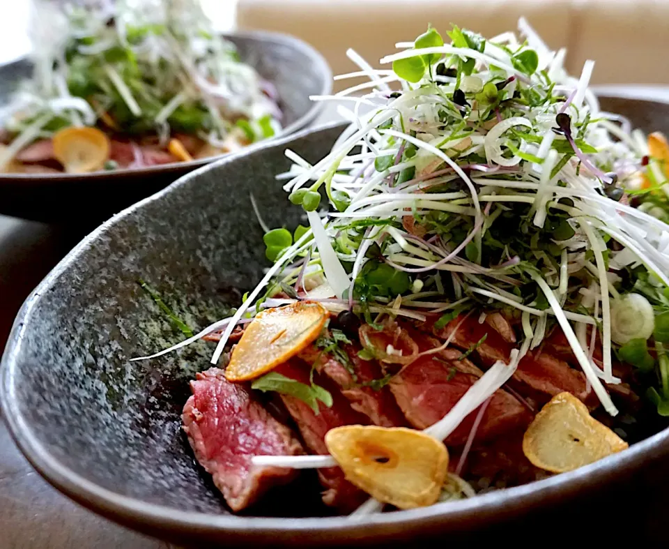 サミカさんの料理 薬味たっぷりランプステーキ丼|由美さん