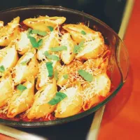 Snapdishの料理写真:Ricota stuffed shells in bolognese sauce|Justinaさん