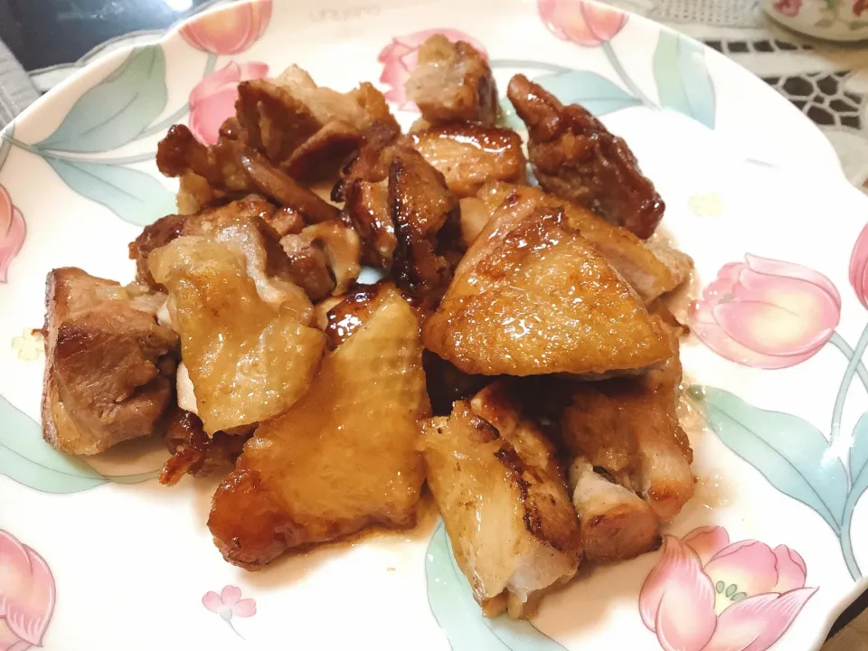 焼肉のタレで作ったチキンソテー😋|アライさんさん