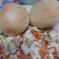 egg 9melette with filipino bread Pandesal|Evelyn Pueyoさん