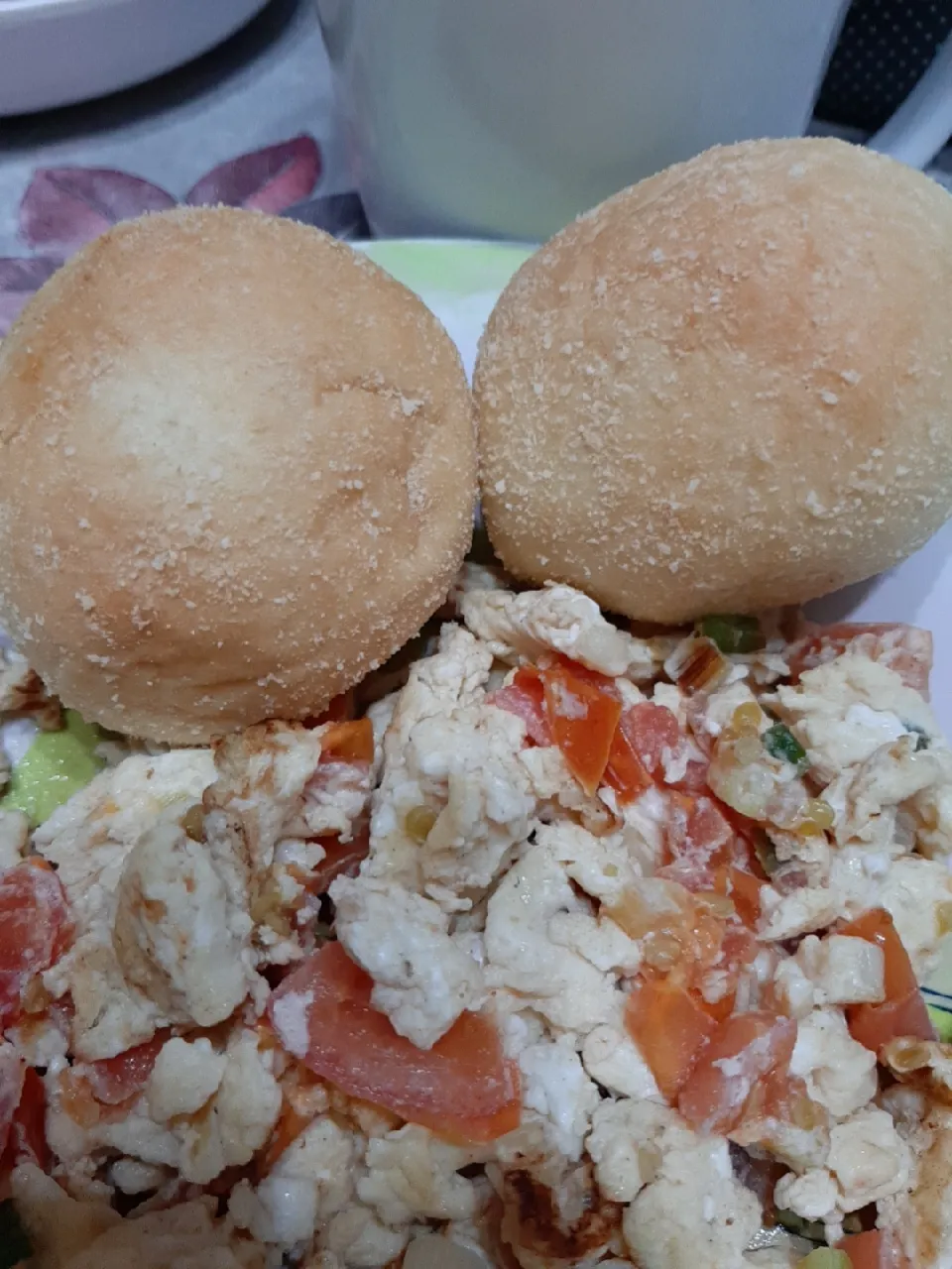 Snapdishの料理写真:egg 9melette with filipino bread Pandesal|Evelyn Pueyoさん