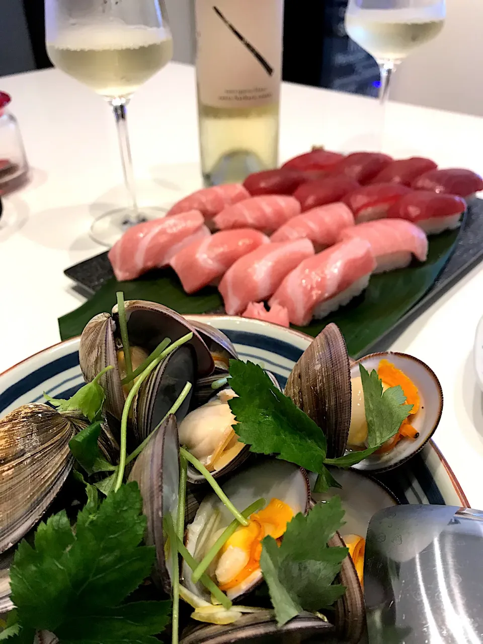 三重県産沖しじみ＆インドまぐろ🍣➰🥂😋|ナムナムさん