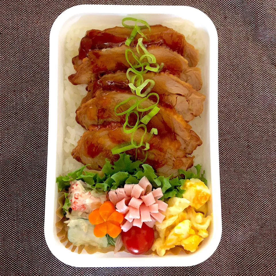 Snapdishの料理写真:照り焼きチキン弁当|emichococo625さん