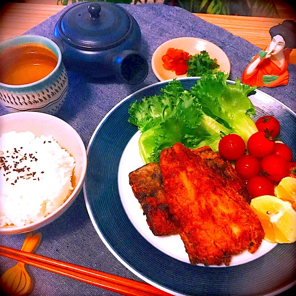 今夜は自宅で定食屋さん😁　　🐟サバの竜田揚げ😋|Sの食卓さん