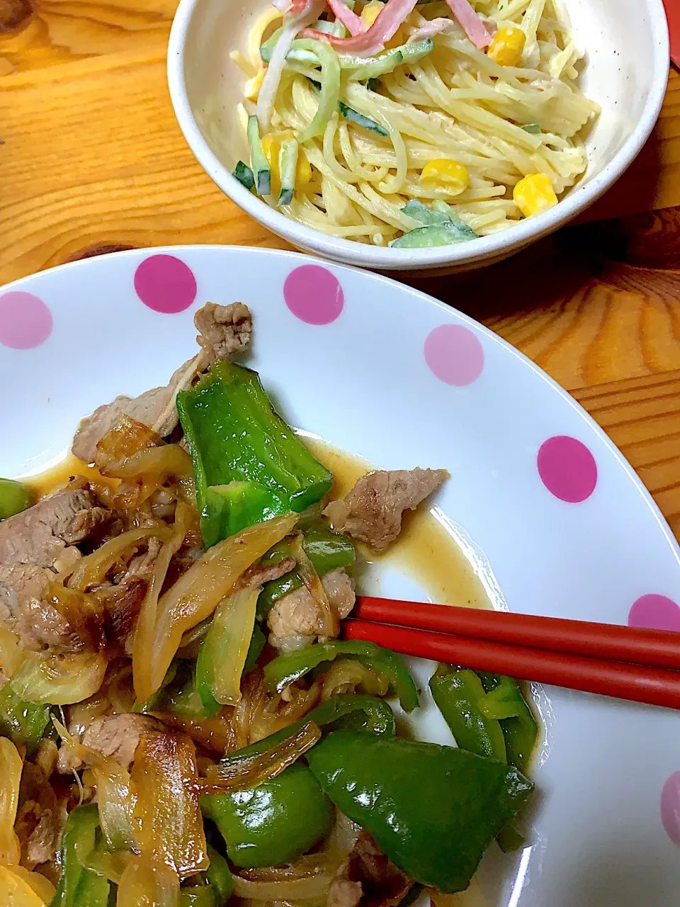 牛肉とピーマンの甘辛炒め、サラダスパゲティ|kaaaaaさん