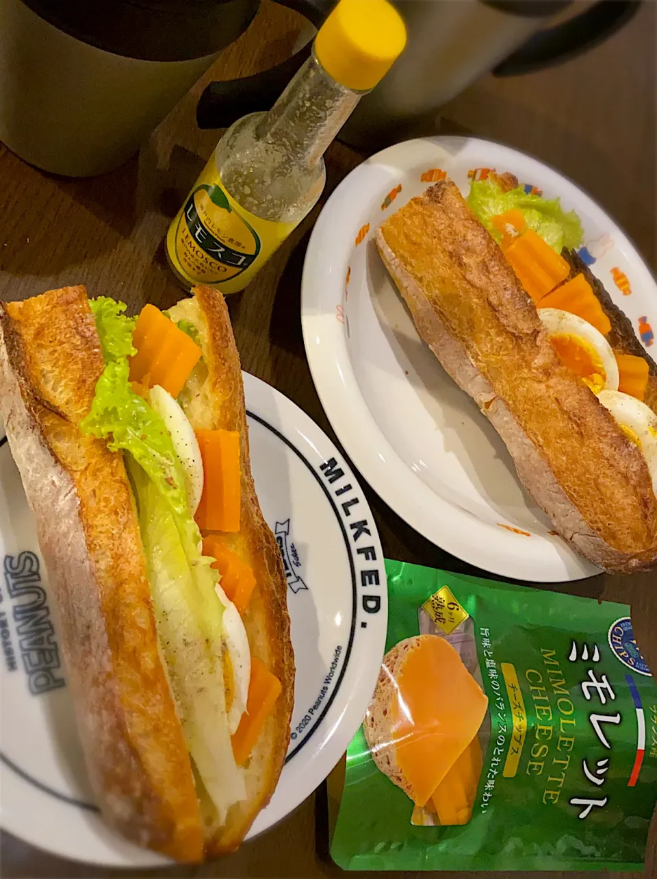 ミモレットチーズと卵のバゲットトーストサンド🥖🥬🥚🧀　コーヒー☕️|ch＊K*∀o(^^*)♪さん