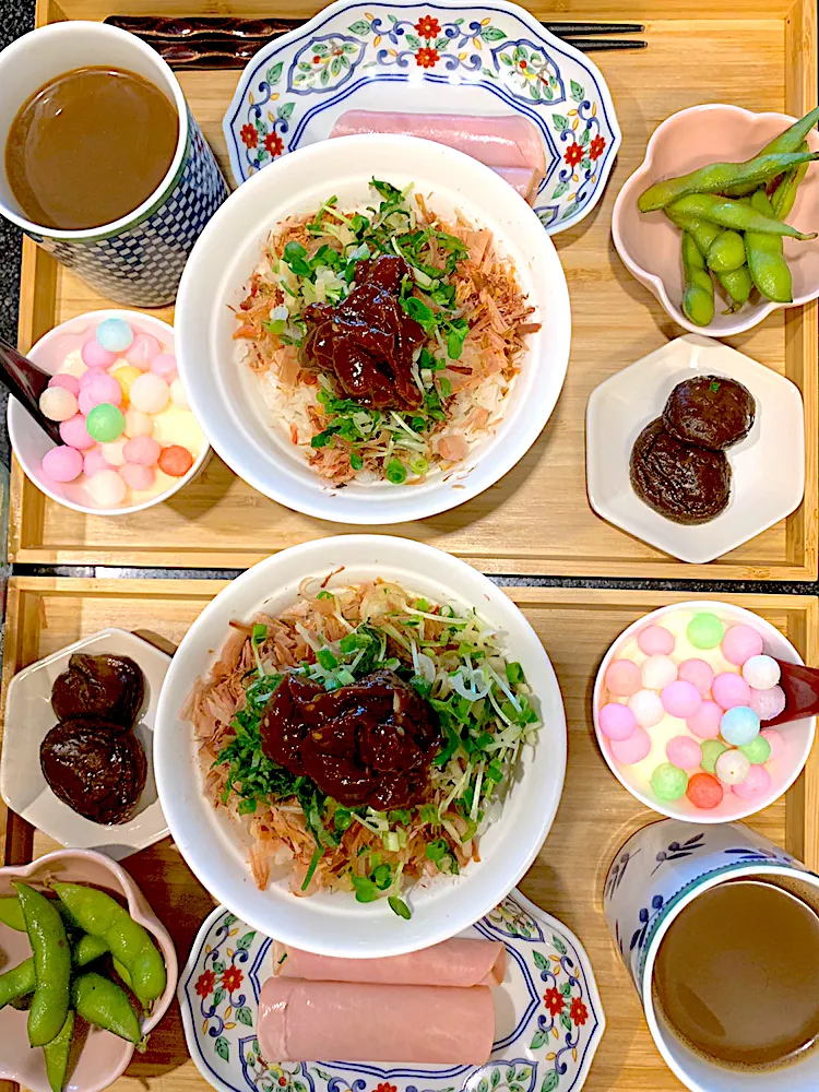 Snapdishの料理写真:万能薬味でねこまんまはサミカ様のもろみ味での朝食|シュトママさん