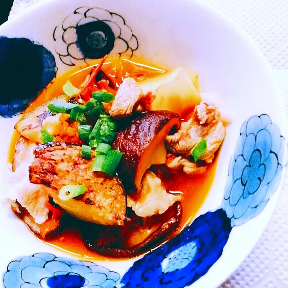 パパッと!これ!うま！つゆのトマトと茄子の豚バラ旨煮😋😋😋|ペンギンさん