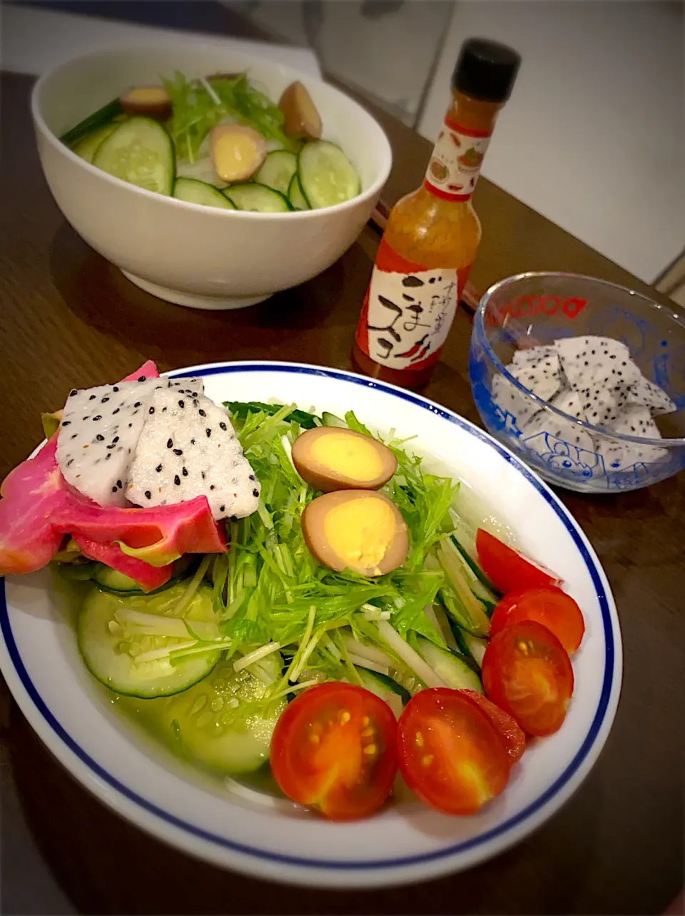 シークワサースープ冷麺　胡瓜　水菜　トマト　煮卵　ドラゴンフルーツ|ch＊K*∀o(^^*)♪さん