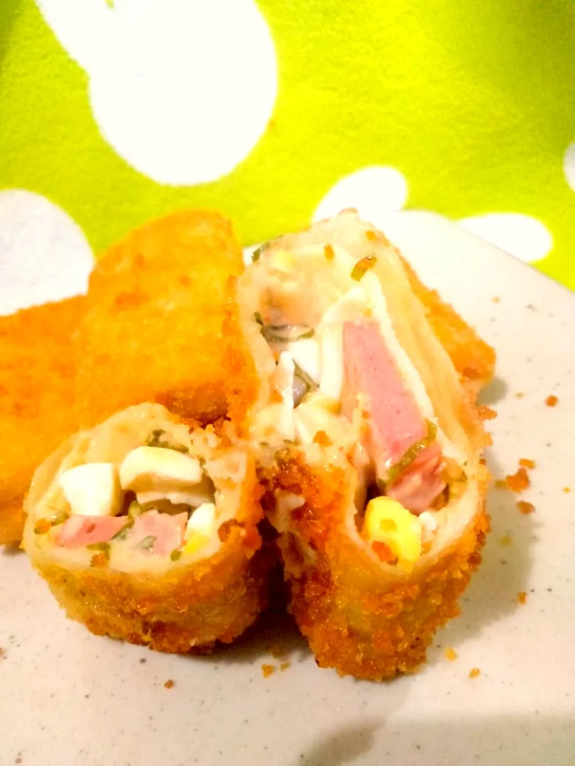 Snapdishの料理写真:Amris 
Risoles Mayo|ida mahmudahさん