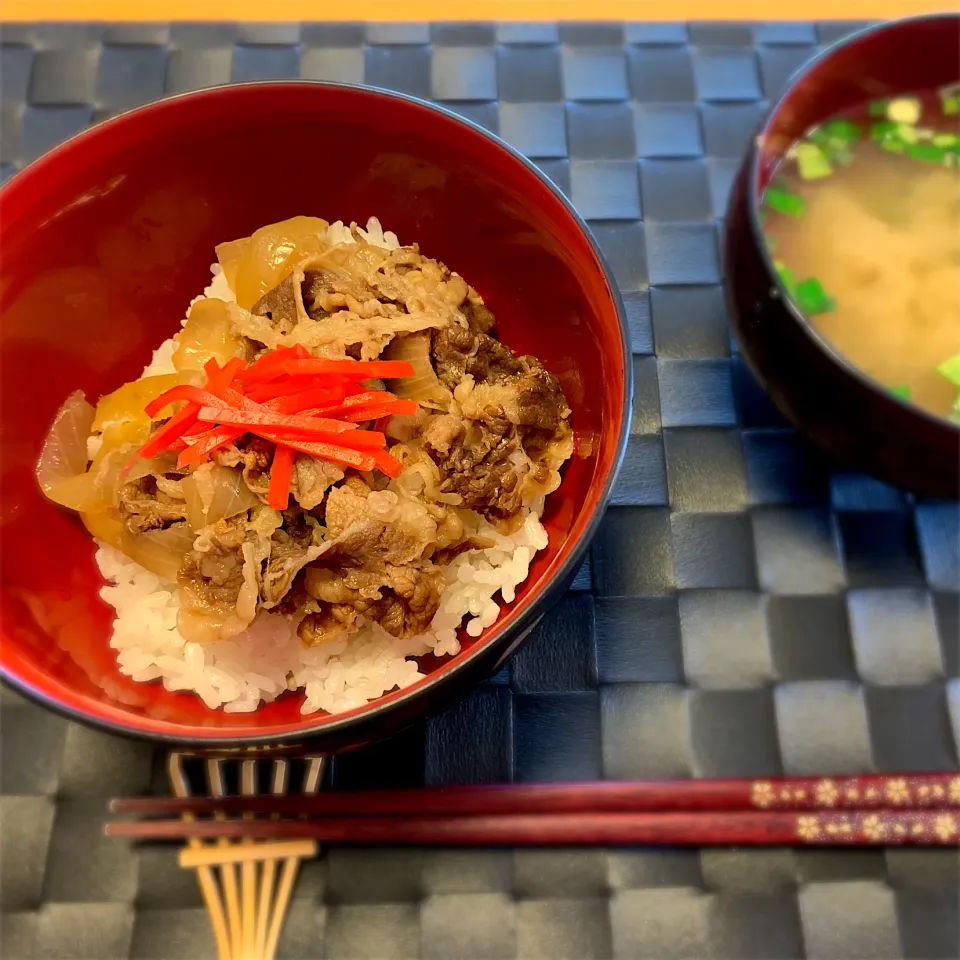 牛丼&味噌汁😆|あやこさん