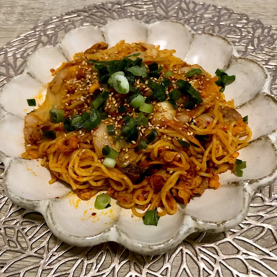 豚キムチ焼きそばのお昼ごはん|ゆかｕさん