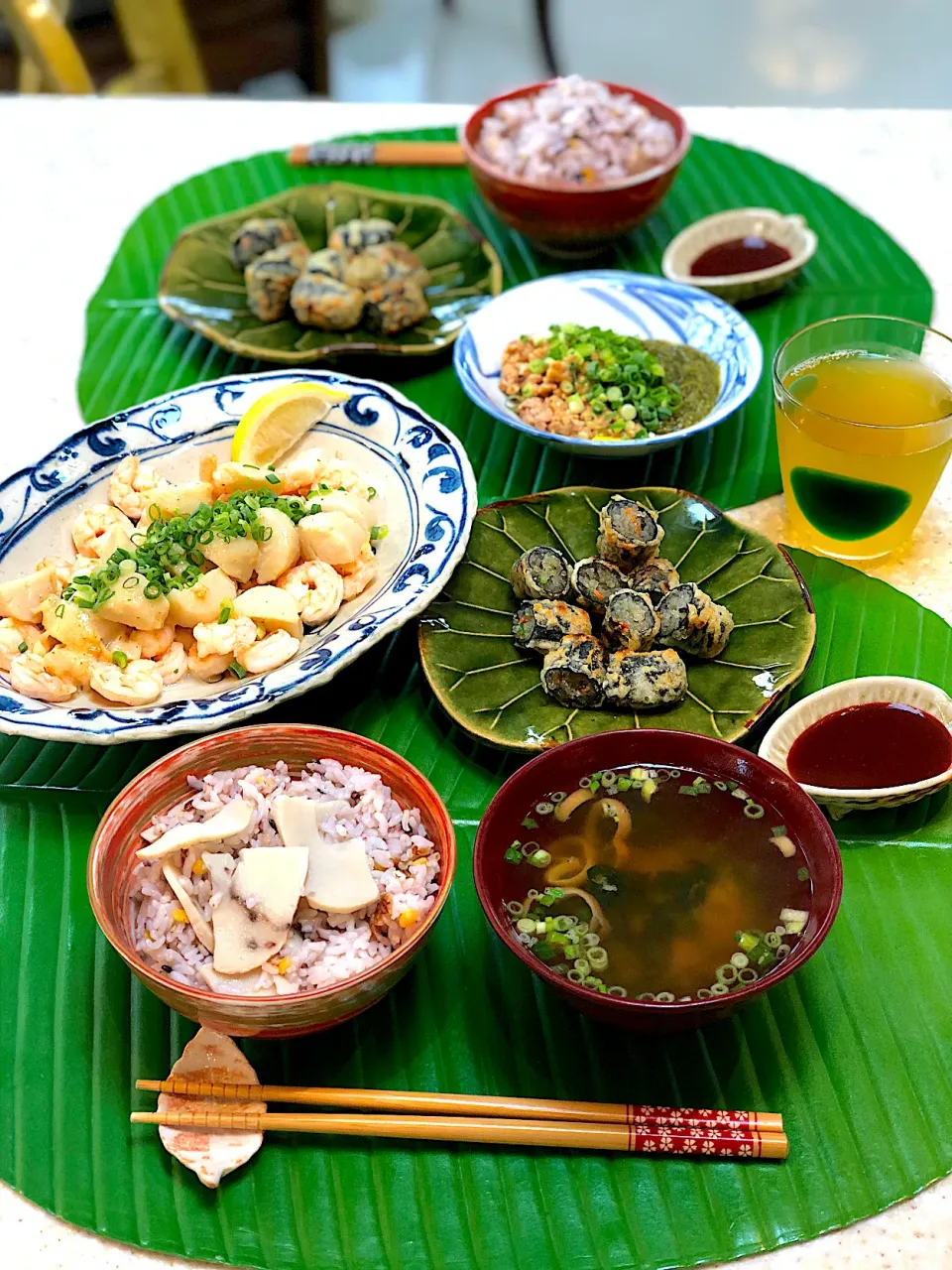 筍ごはん🍚！海老🦐と帆立貝柱のガーリック🧄バター🧈炒め！|Mayumiさん