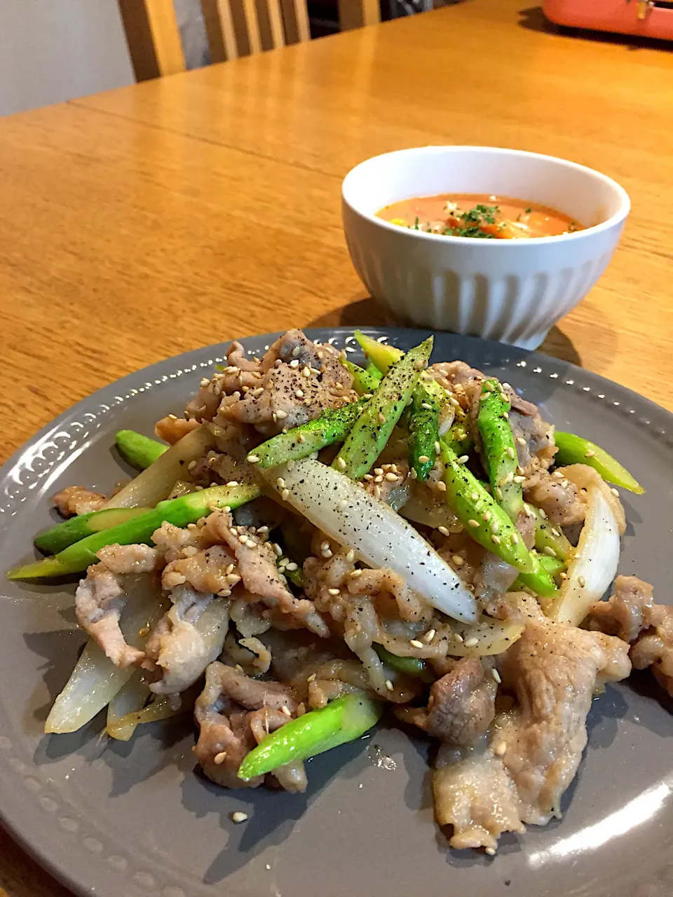 豚コマとアスパラの味噌炒め|まつださんさん