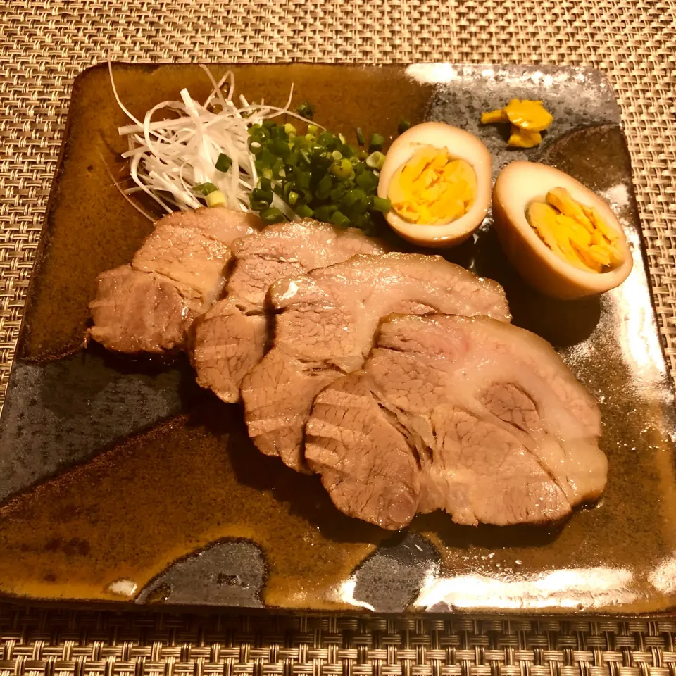 煮豚と煮卵🐷🥚|saoricocoさん