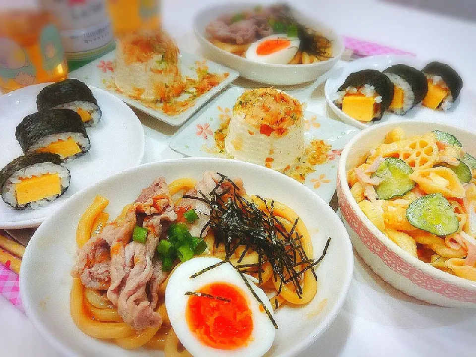 夕食(^ー^)
玉子のり巻き
とんこつ醤油冷やしまぜうどん
マカロニサラダ
冷やっこ|プリン☆さん