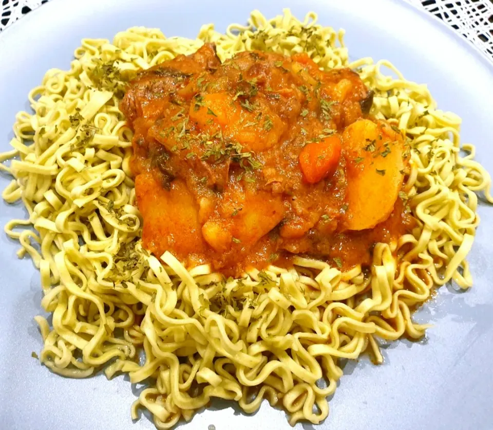 Beefstew w/ Spinach Noodles|envymaqueenさん