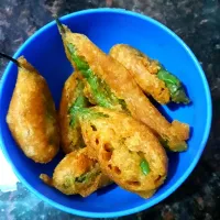 Snapdishの料理写真:hot mirchi bhajji|archuさん