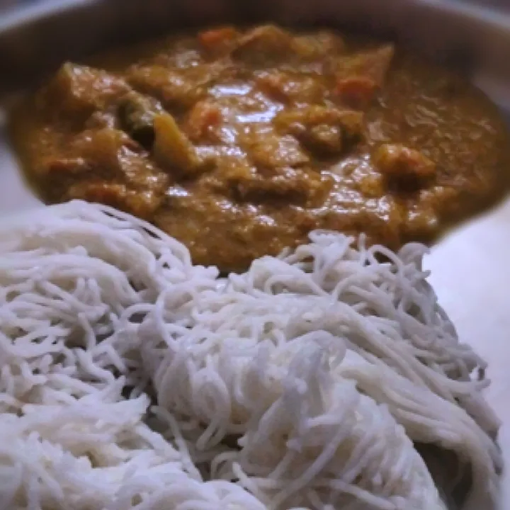 string hoppers n veg kurma|Ram Ramさん